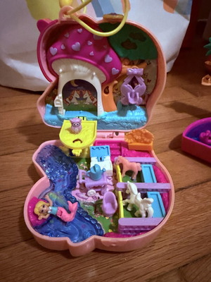 Polly Pocket Unicorn Forest Compact used, Mattel