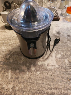 Izzy Inox juicer used for spare parts or repair