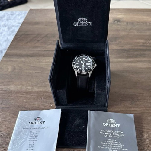 Orient Mako automatic dive watch like new with leather strap