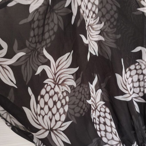 Women's Caftan beachwear like new, black with white pineapple print