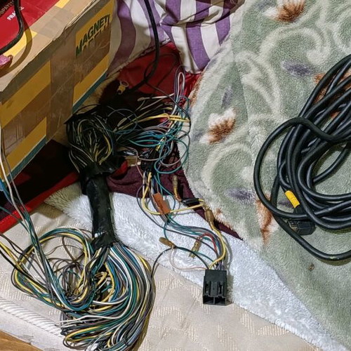 Kenwood 1DIN screen like new with remote control