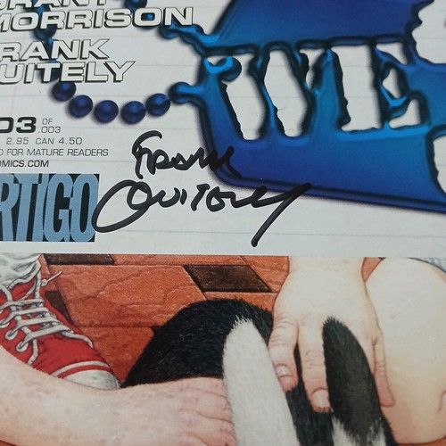 WE3 limited series 3 issues like new signed by Frank Quitely