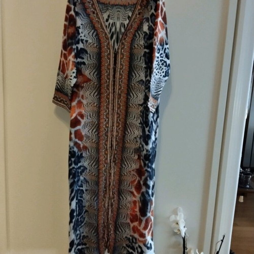 Caftan dress medium like new with unique pattern and color combinations