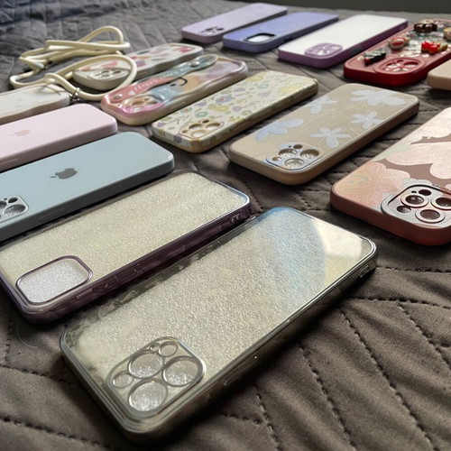 iPhone 12 Pro cases new, pack of 16 pieces