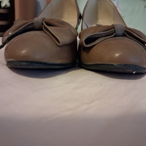 Pumps size 40 beige like new