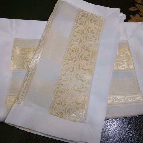 Soufli Silk Set new with golden details