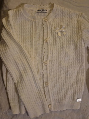 Evita knitted cardigan white like new with buttons for 6 years old