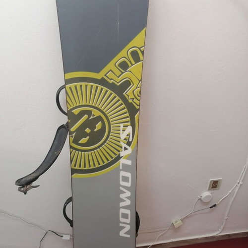 Salomon snowboard with bindings and boots size 44 used
