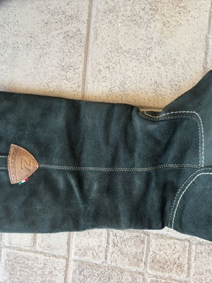 Ragazza women's boots like new, cypress color, suede, size 38