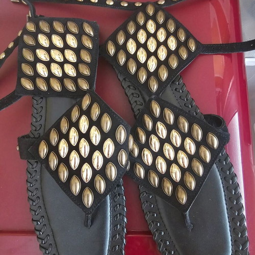 Zara sandals new, limited edition, size 40, black