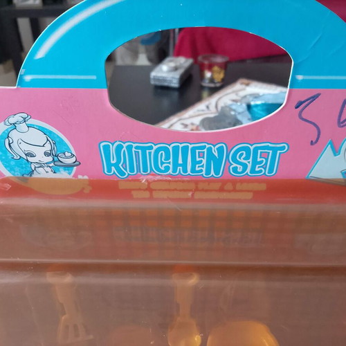 Collectible Kitchen-Set toy sealed, new, 1980-1990