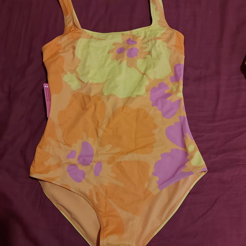 Bluepoint one-piece swimsuit new, yellow and orange, size M