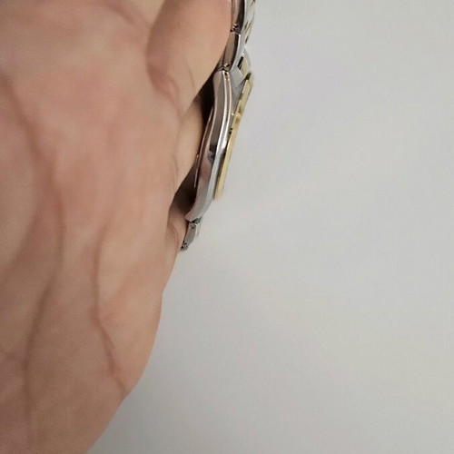 Festina Two-Tone Classic Watch like new with date display and water resistant