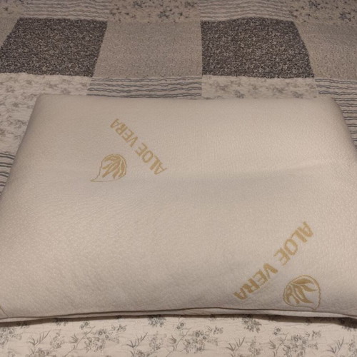 Anatomic Help Reform Classic Aloe Vera Memory Foam Pillow like new