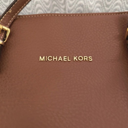 Michael Kors brown women's shoulder bag like new