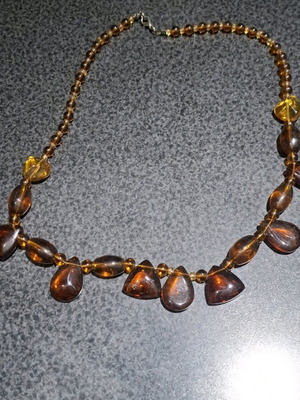 Γυναικείο vintage κολιέ από amber glass σαν καινούργιο