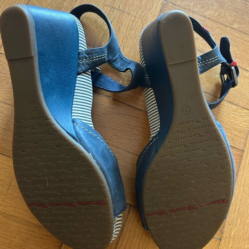 Tamaris sandals like new, size 39, blue