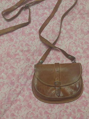 Leather shoulder bag brown like new