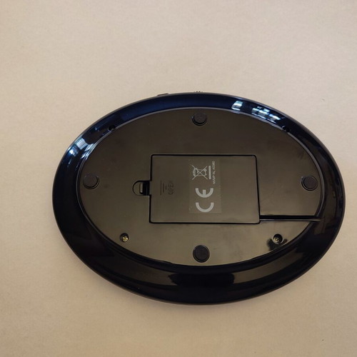 Wired floor speaker new with built-in Aux cable