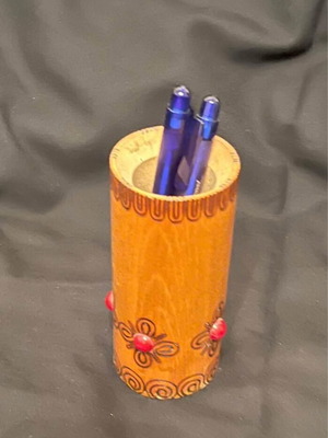 Παλιά ξύλινη θήκη για μολύβια και στυλό μεταχειρισμένη