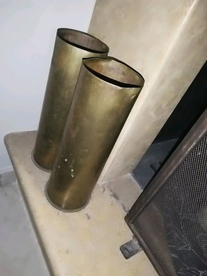 Shells used, 25-pounder artillery cartridge casings, set of 2