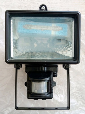 Halogen floodlight 150W with motion sensor new