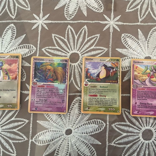 Vintage Pokémon cards used, bundle of 17 rare with 20 bonus