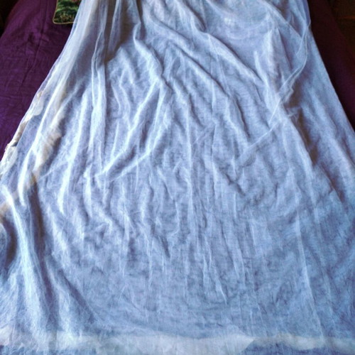 Pack of crib bumpers and mosquito net like new