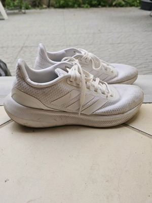 Adidas women's athletic shoes size 38 2/3 used, white without box