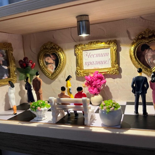 Mini Museum With Your Photos New
