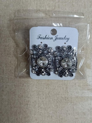 Earrings new, white and silver