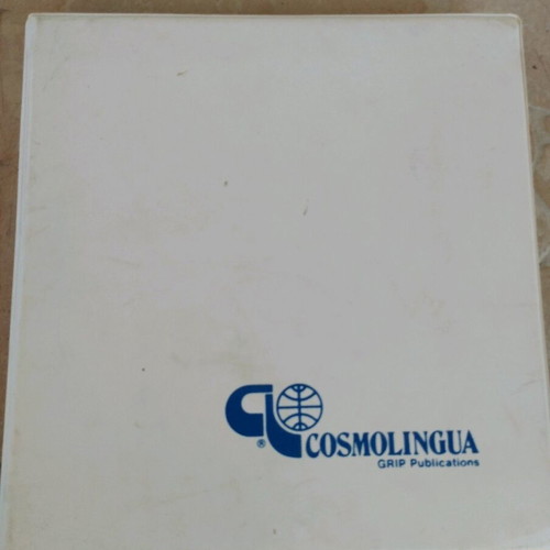 Italian learning cassettes like new, pack of 12