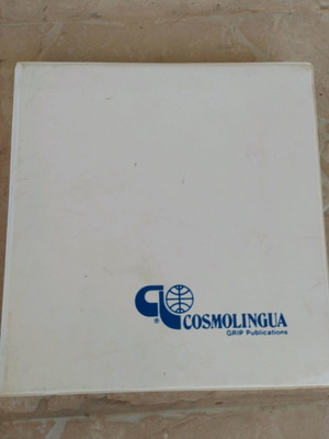 Italian learning cassettes like new, pack of 12