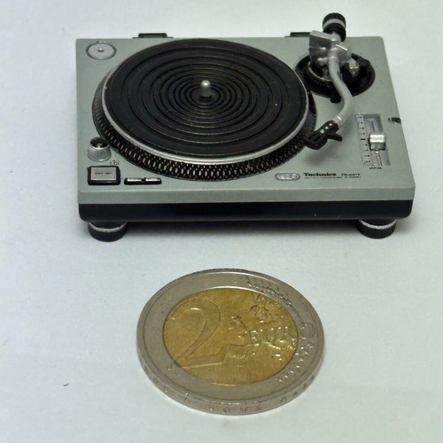 Technics SL-1200 MK2 miniature turntable with cover, no needle
