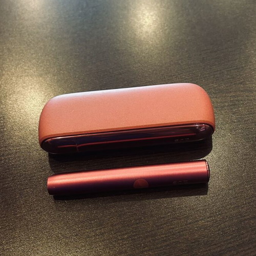 Iqos Iluma pack of 3 devices like new without charger