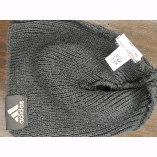 Adidas black knit cap like new, size S