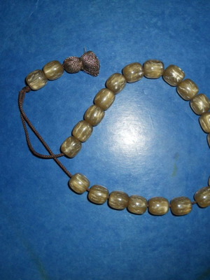 Vintage worry beads used resin olive color imitation onyx