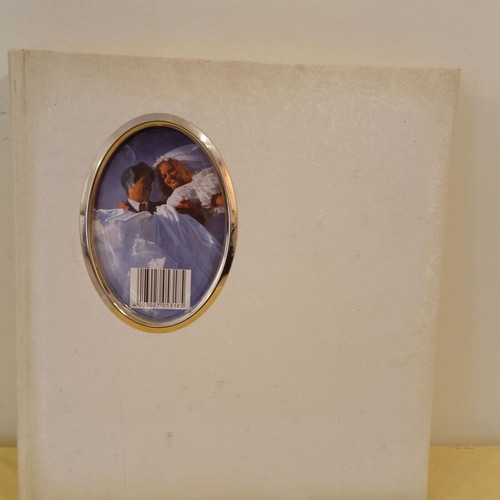 Wedding photo album like new with front frame, luxury style