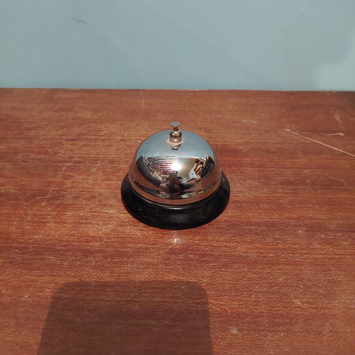 Hotel Service Bell like new