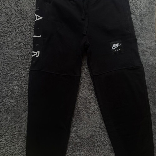 Nike tracksuit bottoms, black