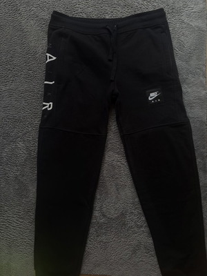 Nike tracksuit bottoms, black