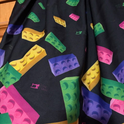 Chic Mess Lego skirt new, size L, black and multicolor