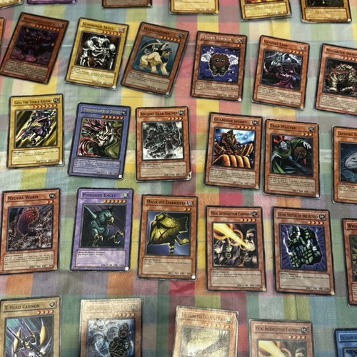 Yu-Gi-Oh cards used bundle 160 pcs, genuine and non-genuine