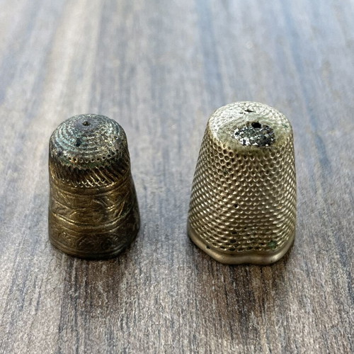Thimbles used, set of 2, 1920s ornate