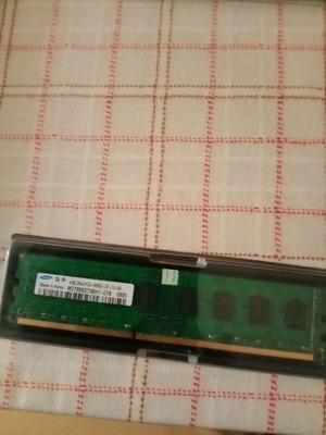 Samsung 4GB 2Rx8 PC3-8500U memory card new