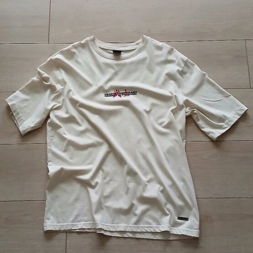 Men's beige t-shirt like new, size M, oversized
