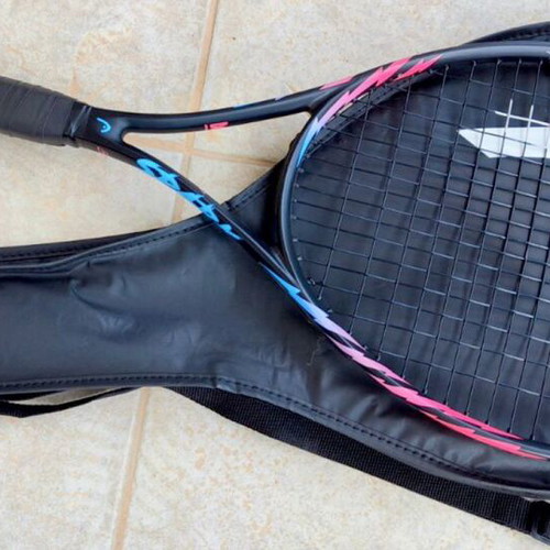 Head Spark Pro Tennis Racquet is a great choice for your first steps on