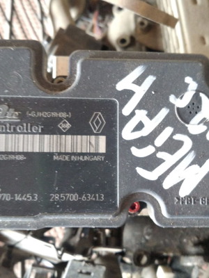 ABS pump Renault Megane 3 2010 used 100970 14453