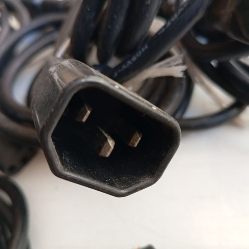 Power extension cables like new, pack of 7, 1.8m male/female