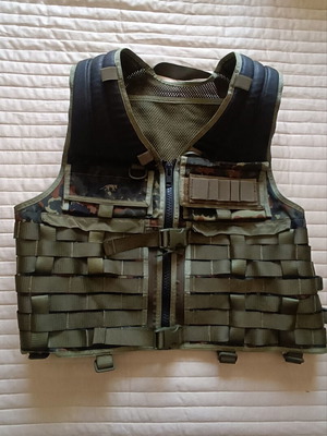Tasmanian Tiger Tactical Molle Battle Vest Flecktarn Slightly Used